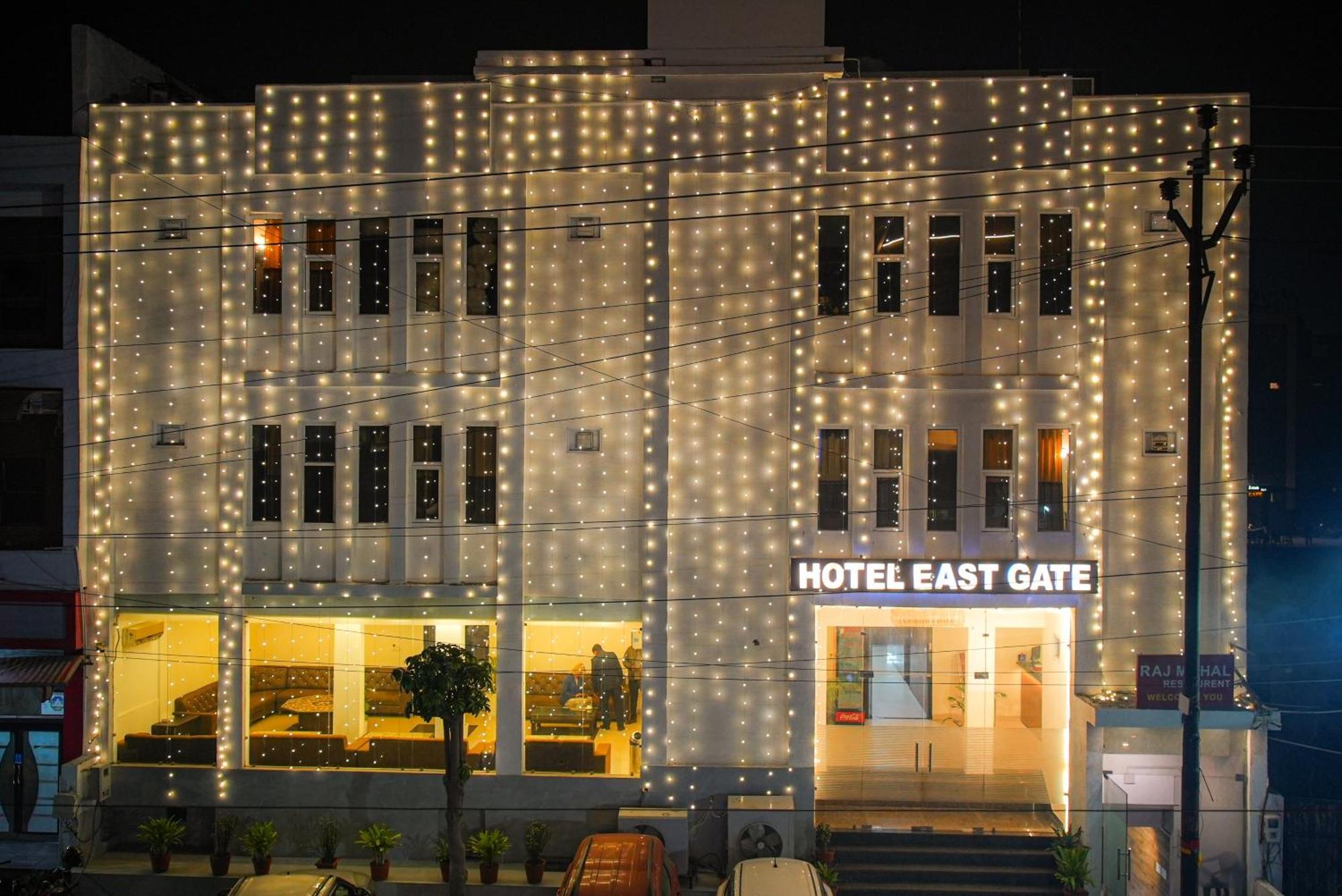 Dazzling East Gate Hotel Agra  Exterior foto