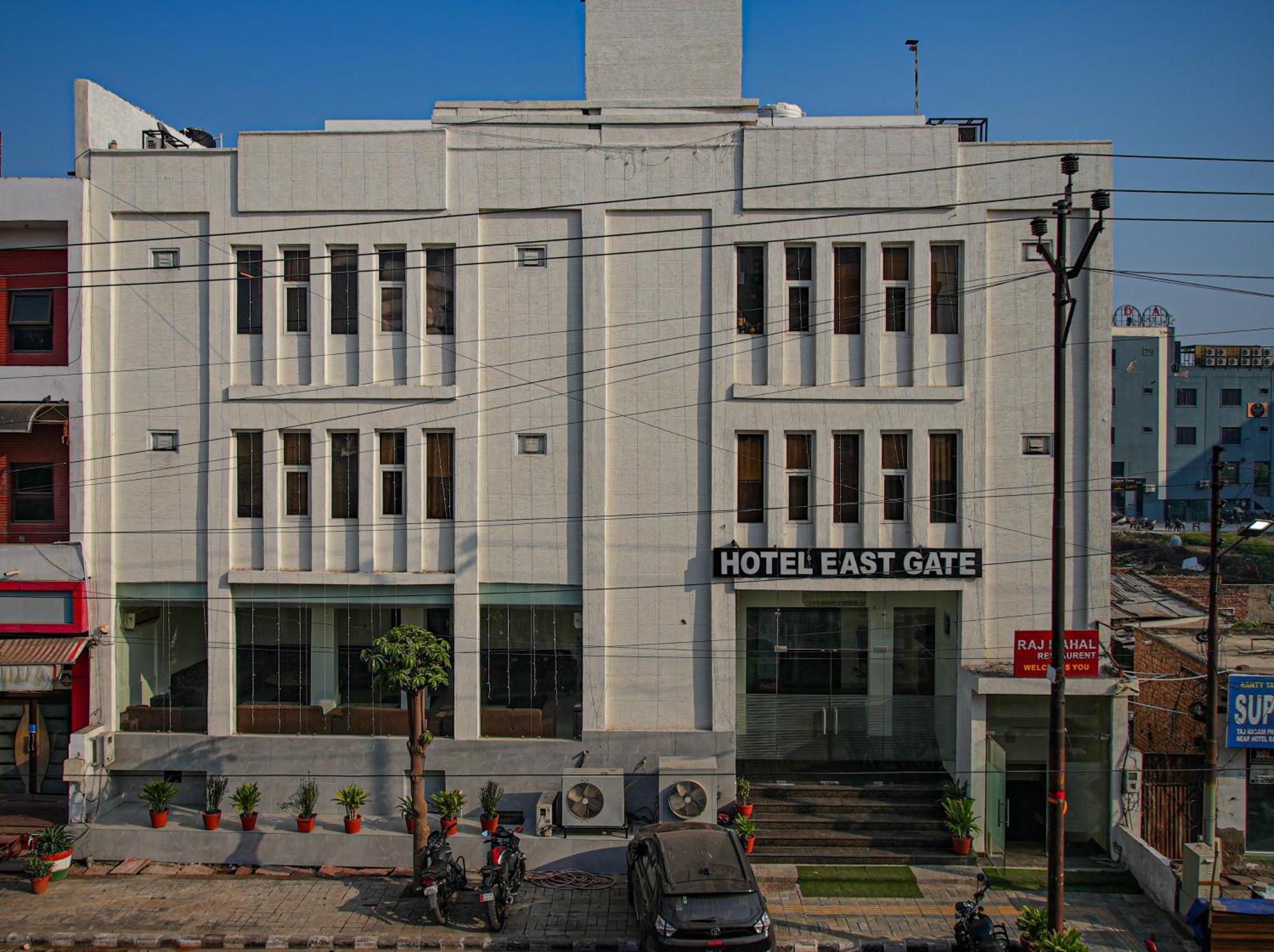 Dazzling East Gate Hotel Agra  Exterior foto